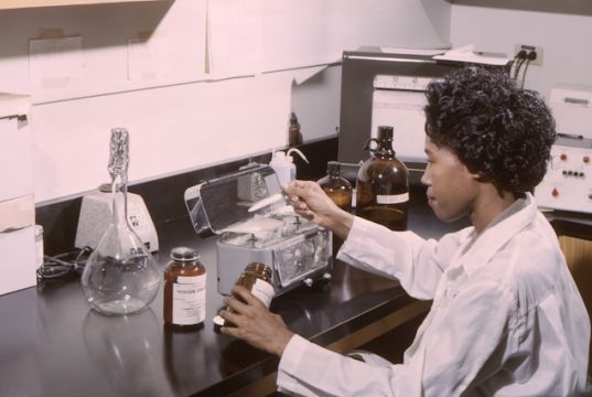 Biotechnologie, la clé révolutionnaire du futur de la médecine moderne