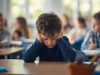 Surcharge sensorielle en classe, quand votre enfant autiste envoie des signaux
